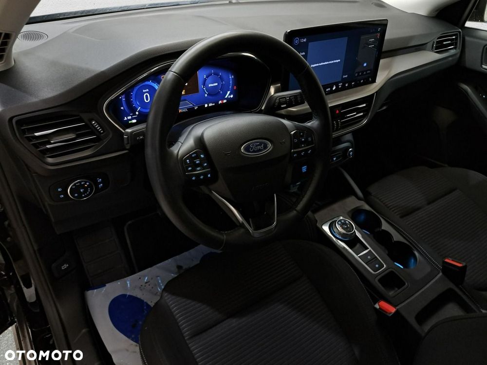 Ford Focus - 11