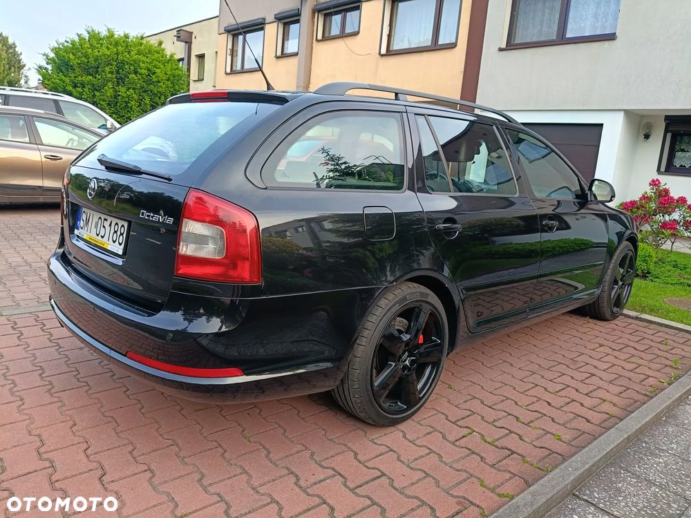 Skoda Octavia 2.0 TFSI RS - 4