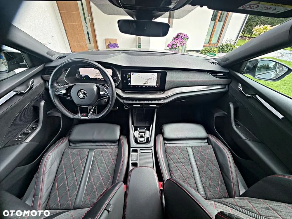 Skoda Octavia 2.0 TDI RS DSG - 23