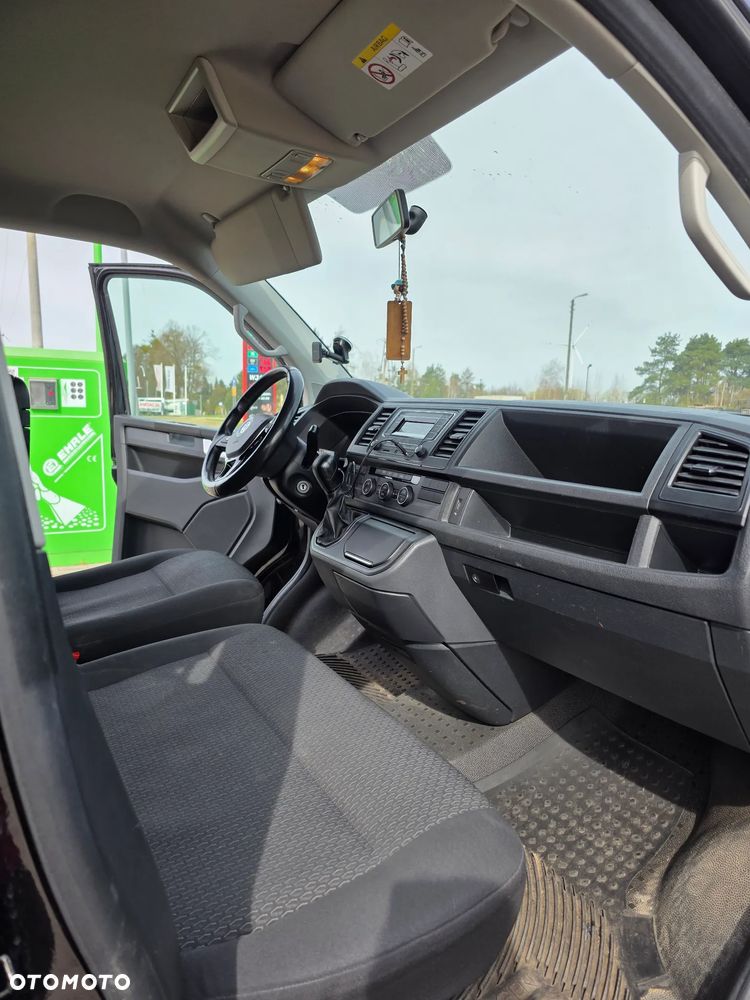 Volkswagen Caravelle 2.0 TDI L2 Comfortline DSG - 9