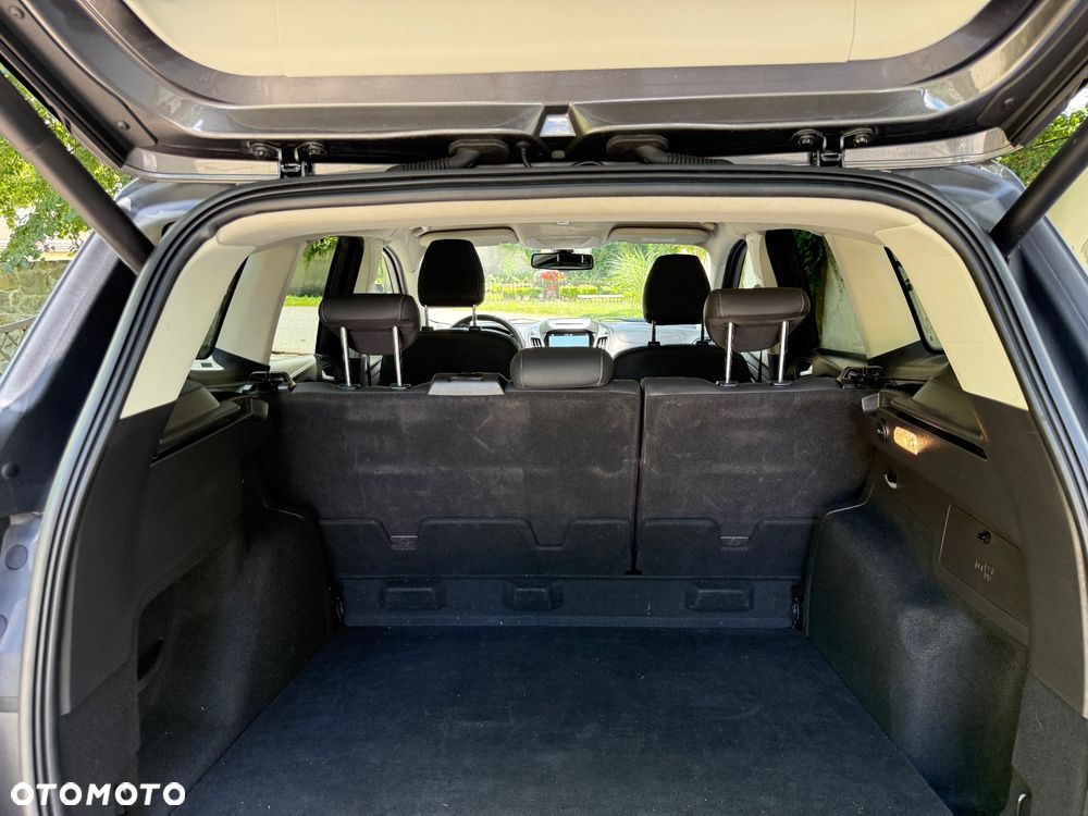Ford Kuga 2.0 TDCi 4x4 Vignale - 18