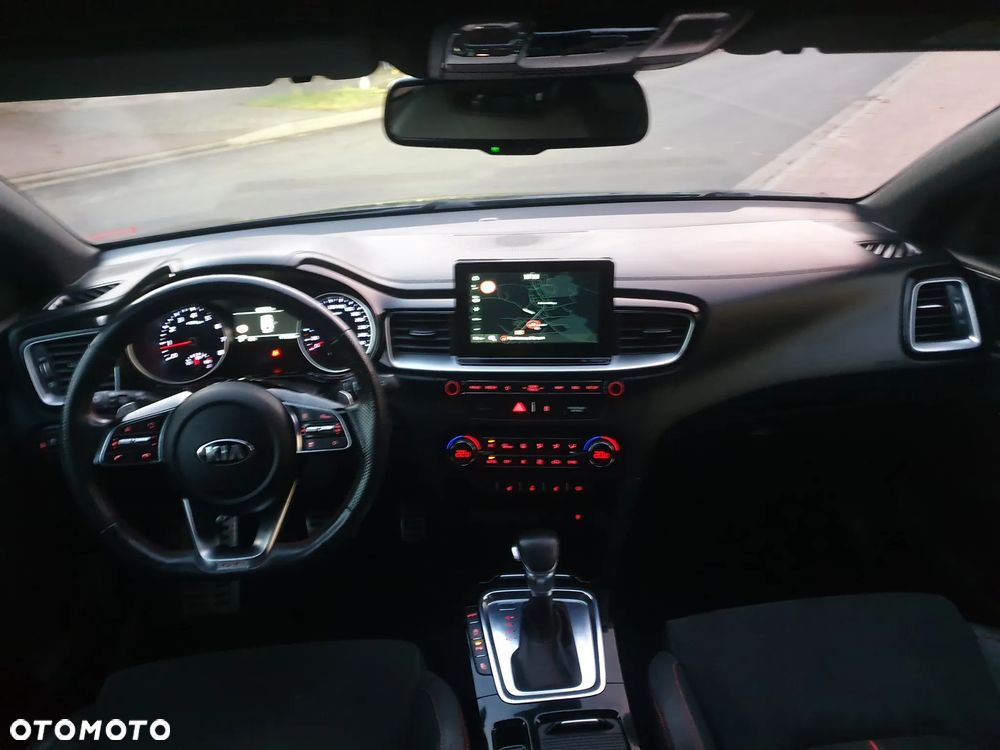 Kia ProCeed 1.6 T-GDI GT DCT - 9