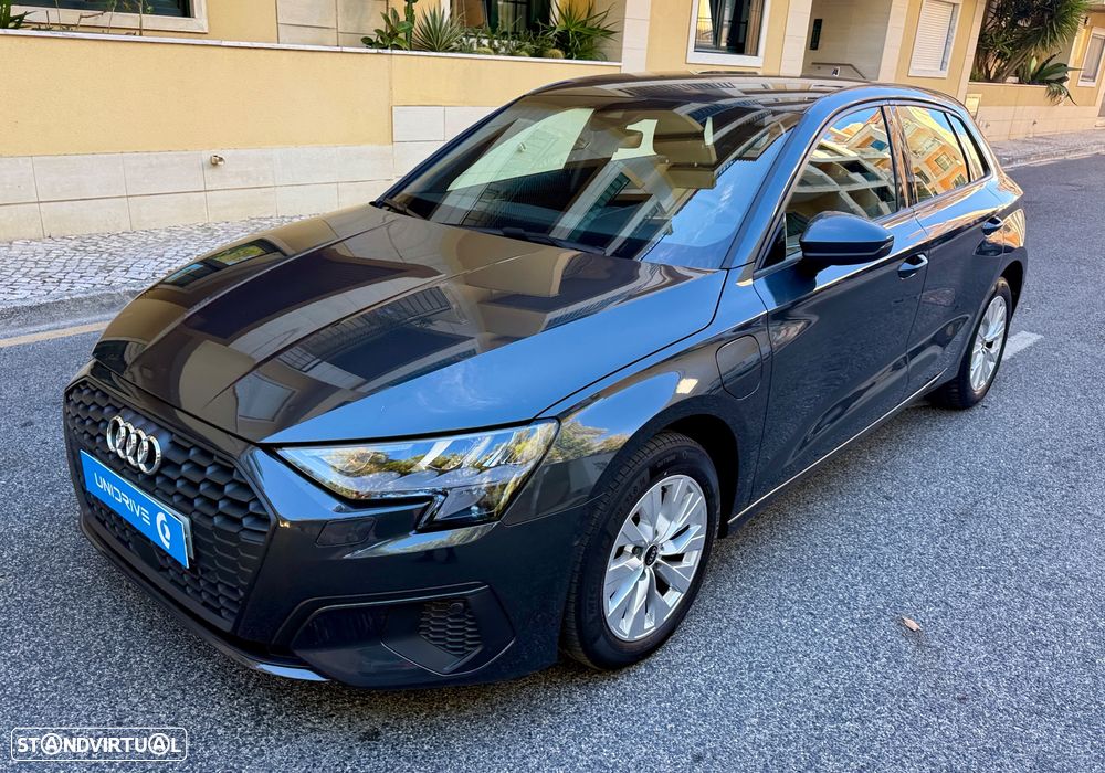 Audi A3 Sportback 40 TFSIe S tronic - 3