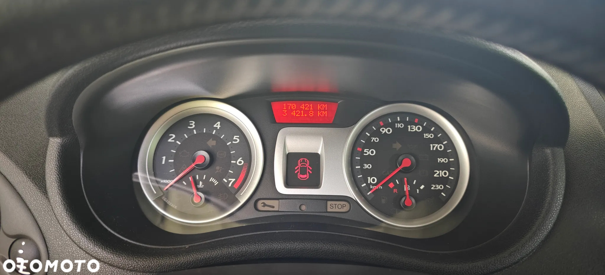 Renault Clio - 11