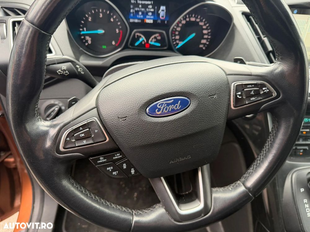 Ford Kuga 2.0 TDCi 4WD Powershift Titanium - 5