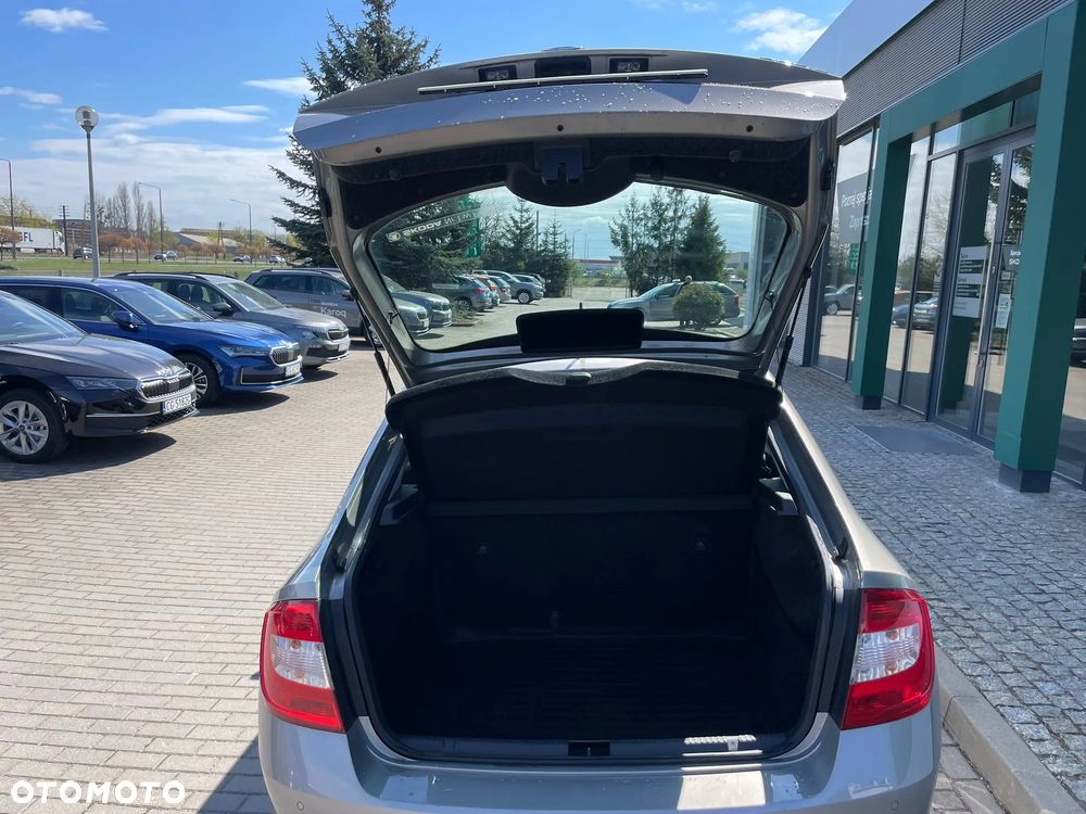 Skoda RAPID 1.2 TSI Ambition - 9