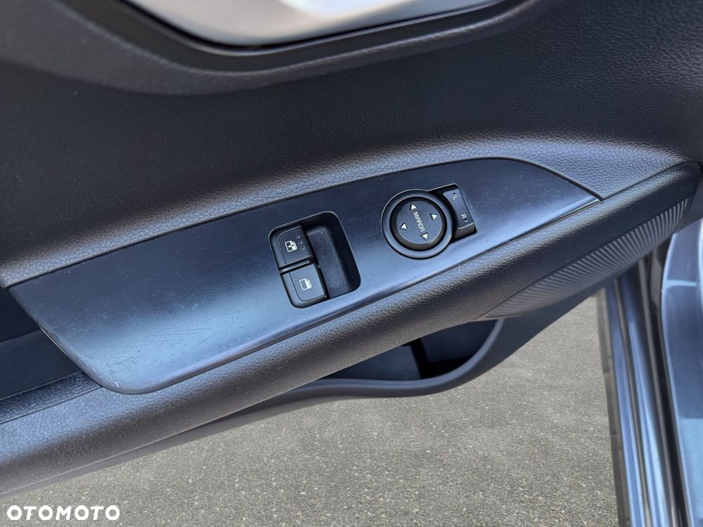 Kia Rio - 24