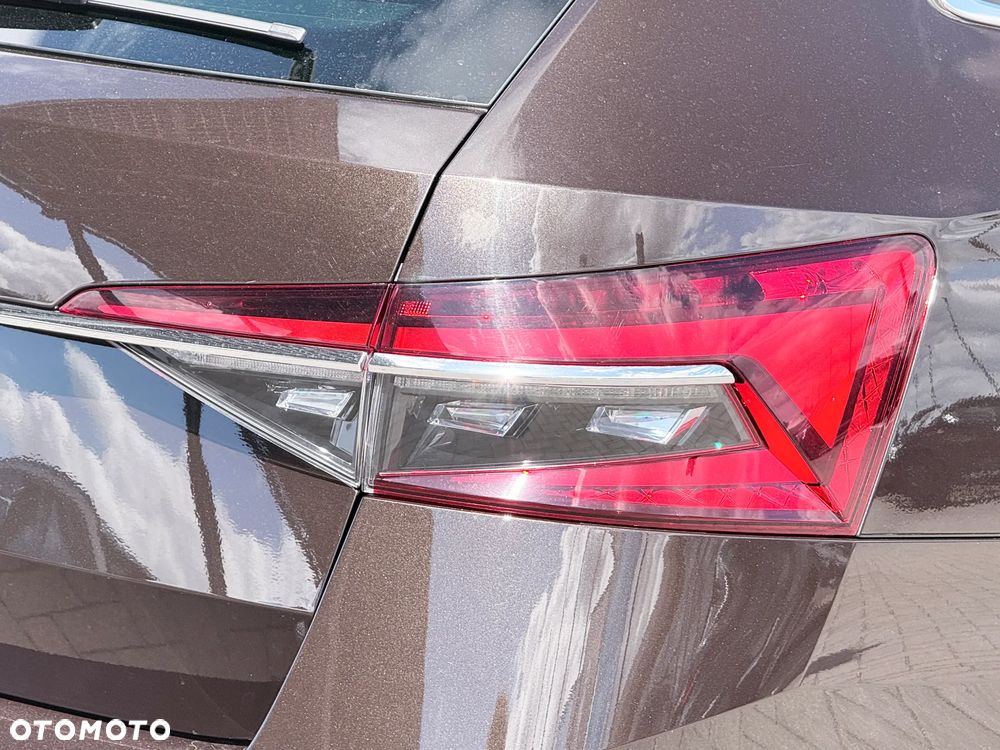 Skoda Superb 2.0 TSI L&K DSG - 13