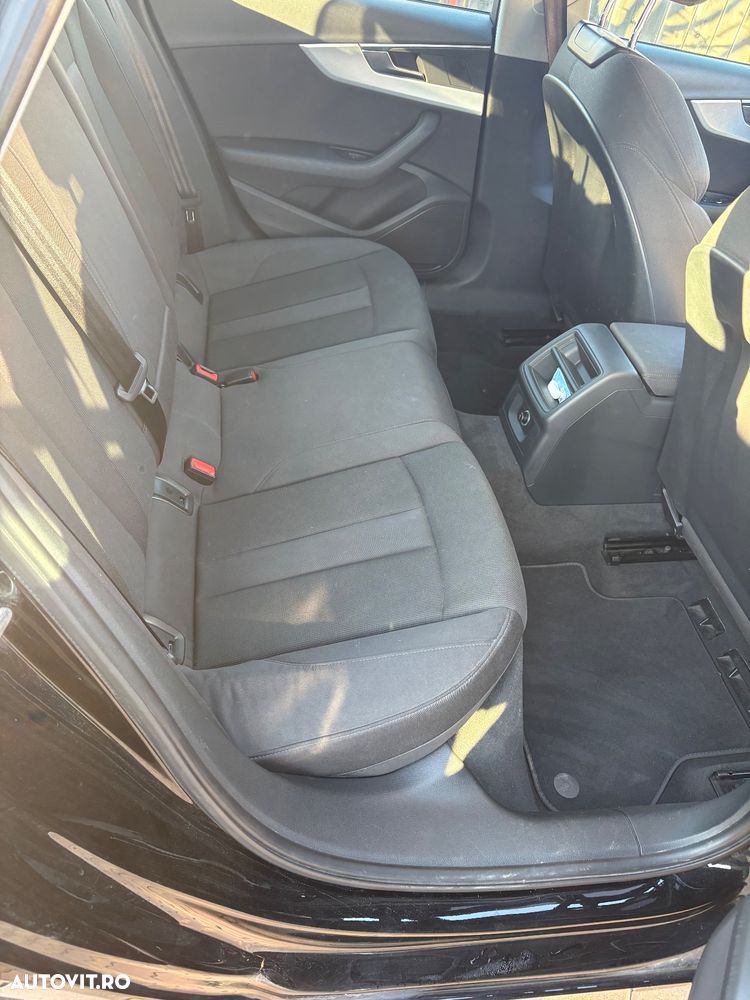 Audi A4 Avant 2.0 TDI S tronic - 3