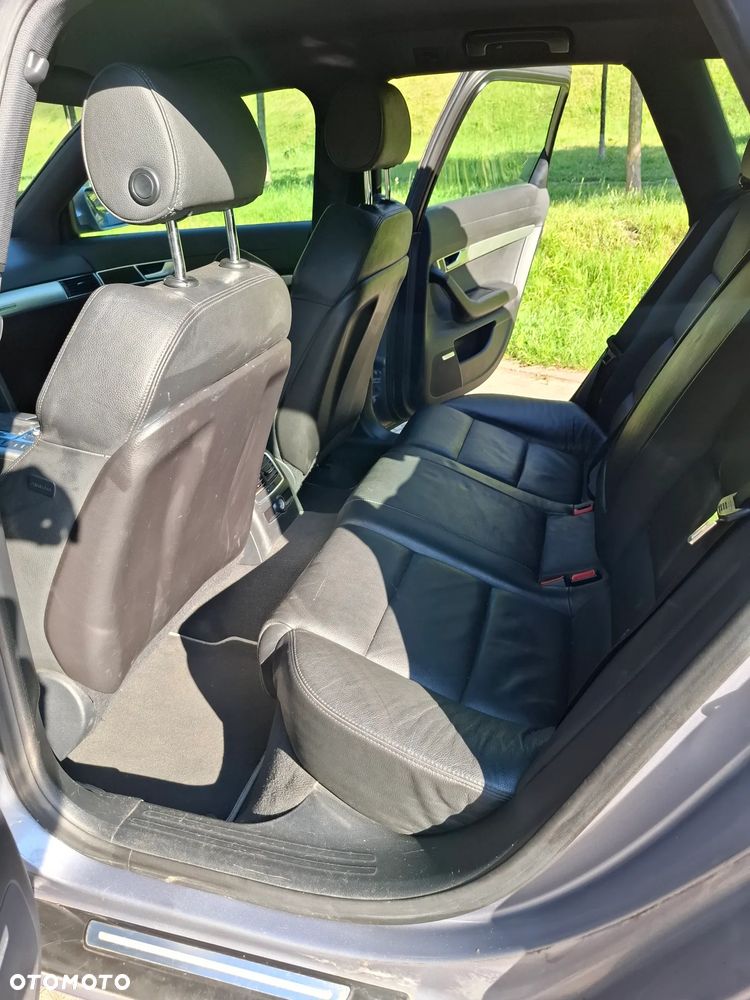 Audi A6 Avant 3.2 FSI Quattro Tiptronic - 12