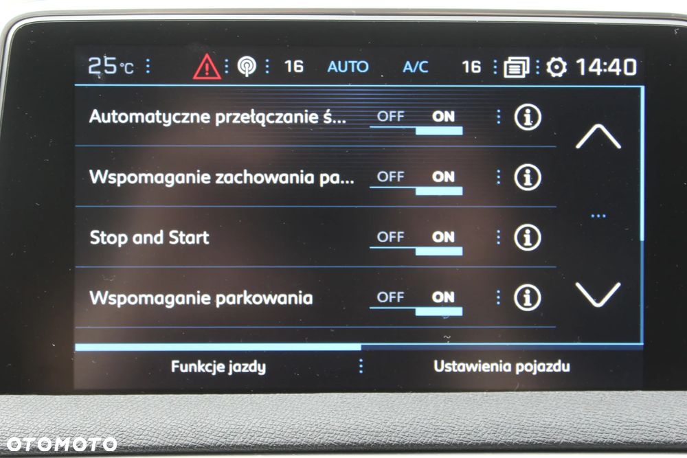 Peugeot 3008 1.2 PureTech Allure S&S - 23