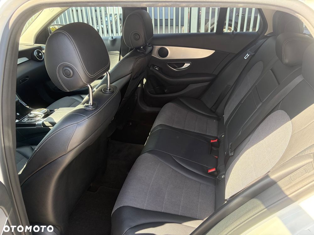 Mercedes-Benz Klasa C 220 (BlueTEC) d 7G-TRONIC - 11
