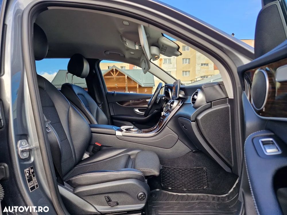 Mercedes-Benz GLC 250 d 4Matic 9G-TRONIC AMG Line - 12