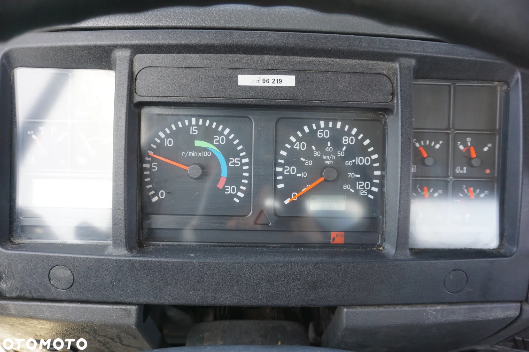 Volvo FL6 HDS DMC: 18 t - 7