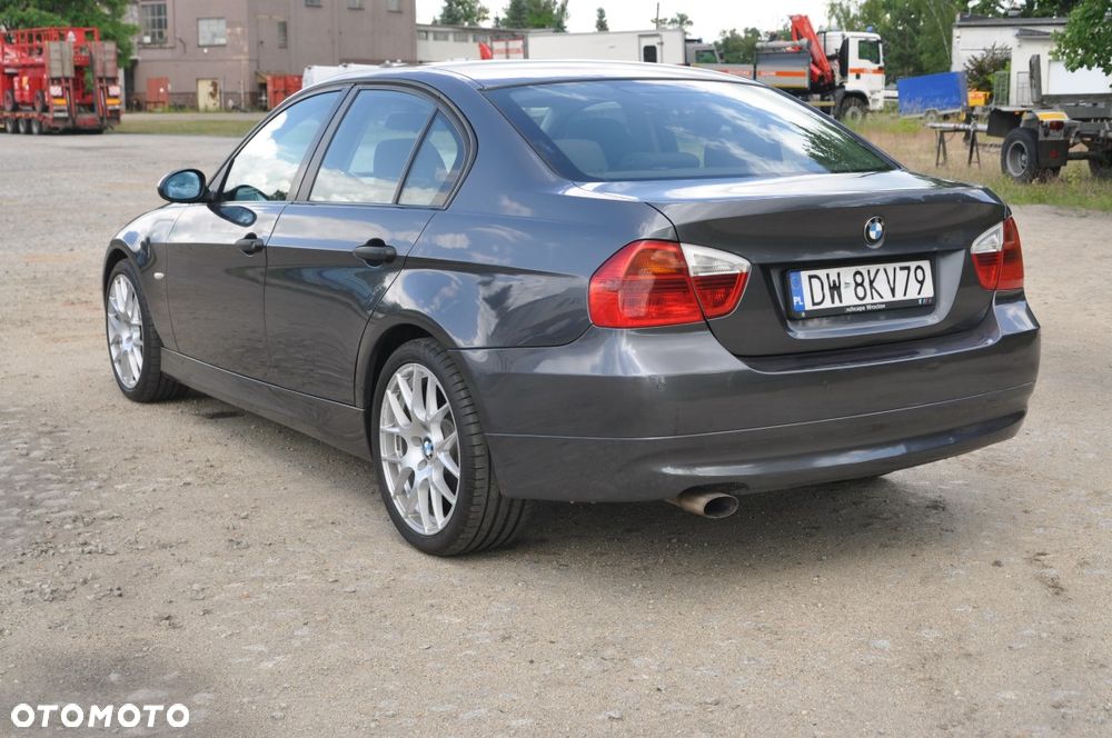 BMW Seria 3 320d DPF - 11