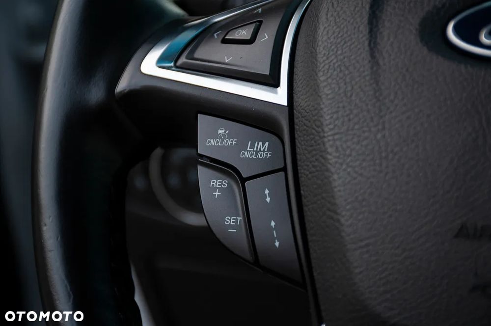 Ford Edge 2.0 TDCi Twin-Turbo 4WD ST-Line - 28
