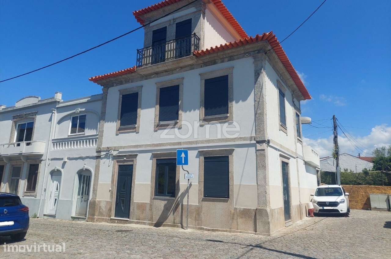 Prédio para Investimento – 5 Apartamentos | Totalmente Remodelado - Grande imagem: 5/38