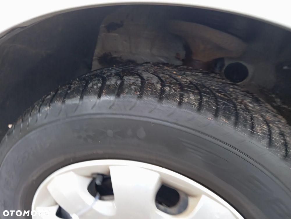 Skoda Octavia 1.6 Tour - 21