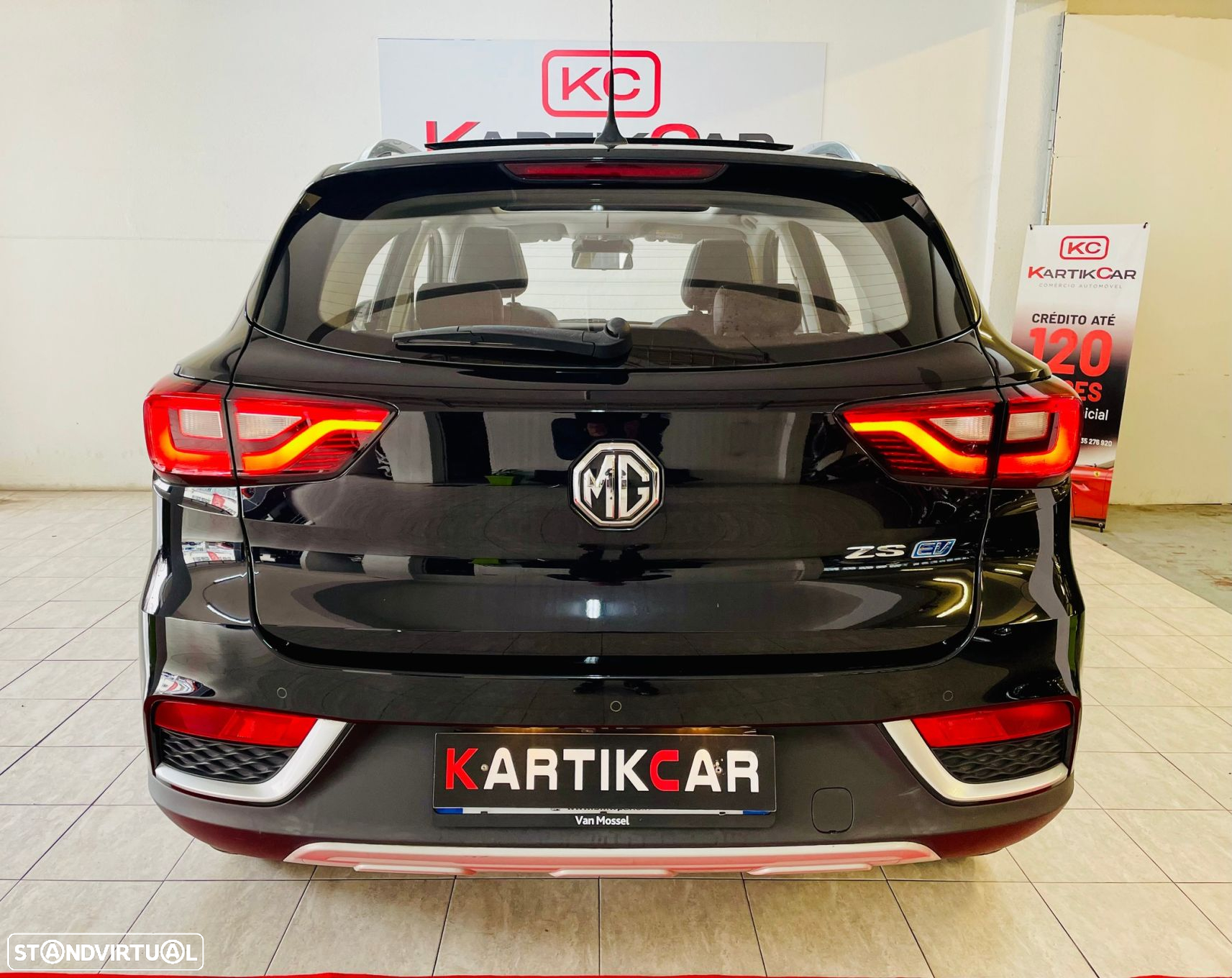 MG ZS EV 44.5 kWh Luxury - 11