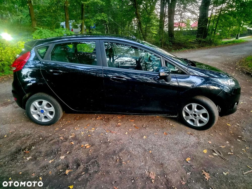 Ford Fiesta 1.25 Champions Edition - 4