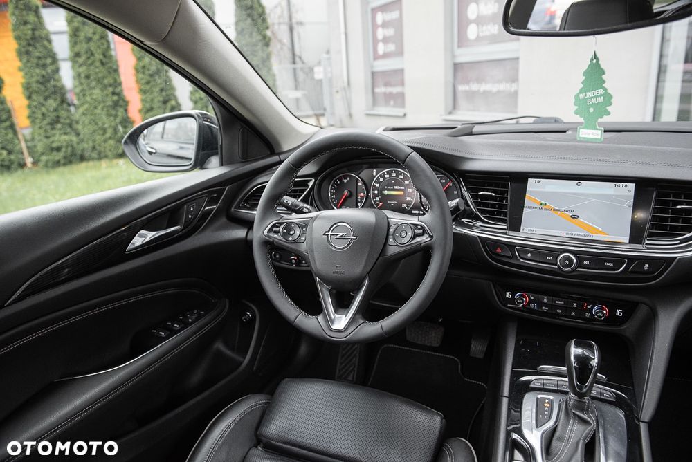 Opel Insignia 2.0 T 4x4 Innovation S&S - 18