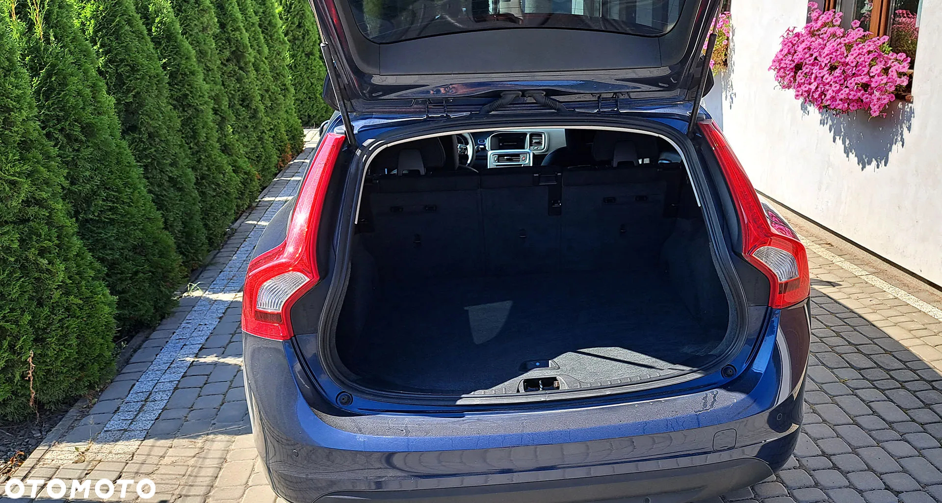 Volvo V60 D2 Momentum - 23
