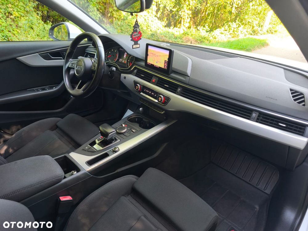 Audi A4 Avant 2.0 TDI S tronic sport - 19