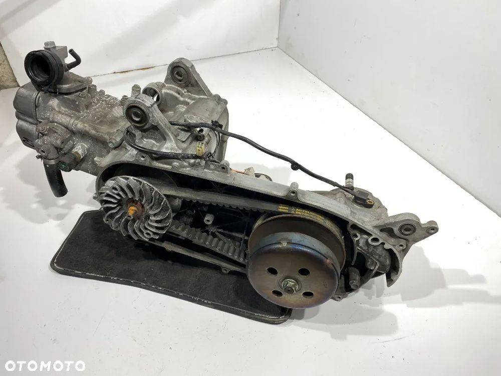 Silnik Suzuki Burgman 125 13-19r. - 4