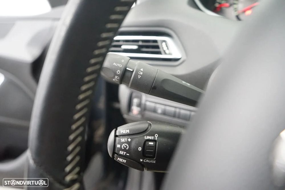 Peugeot 308 SW - 17