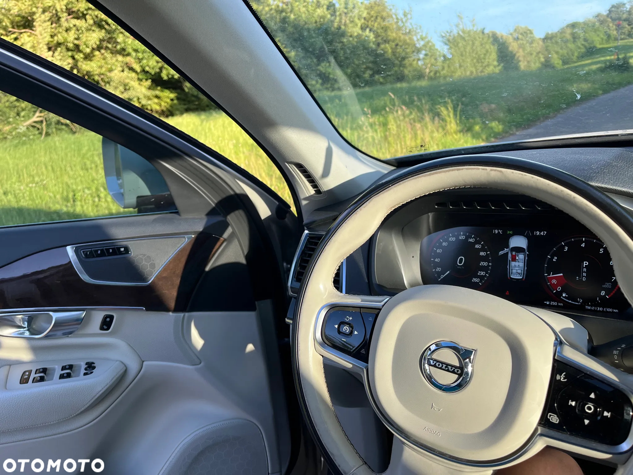 Volvo XC 90 T6 AWD Momentum 7os - 12
