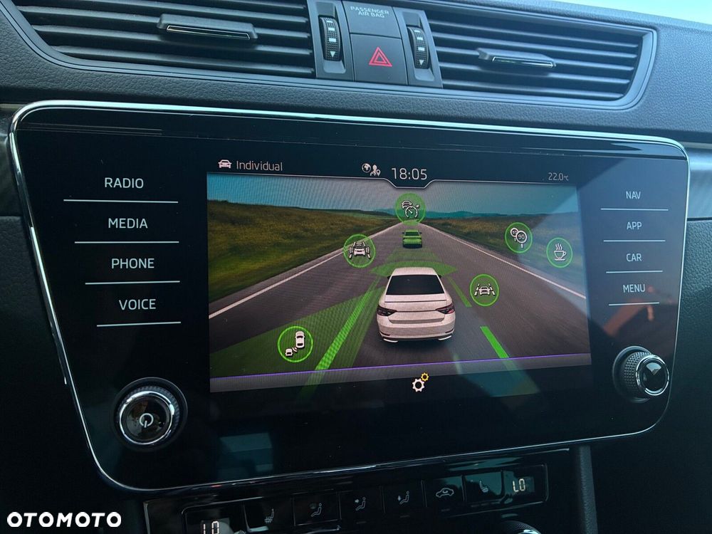 Skoda Superb 2.0 TSI 4x4 Sportline DSG - 20