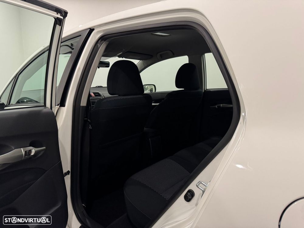 Toyota Auris 1.33 VVT-i ACtive+AC - 27