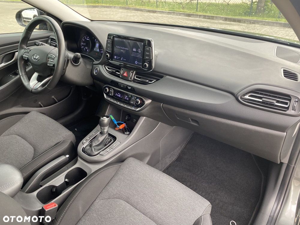 Hyundai i30 - 19