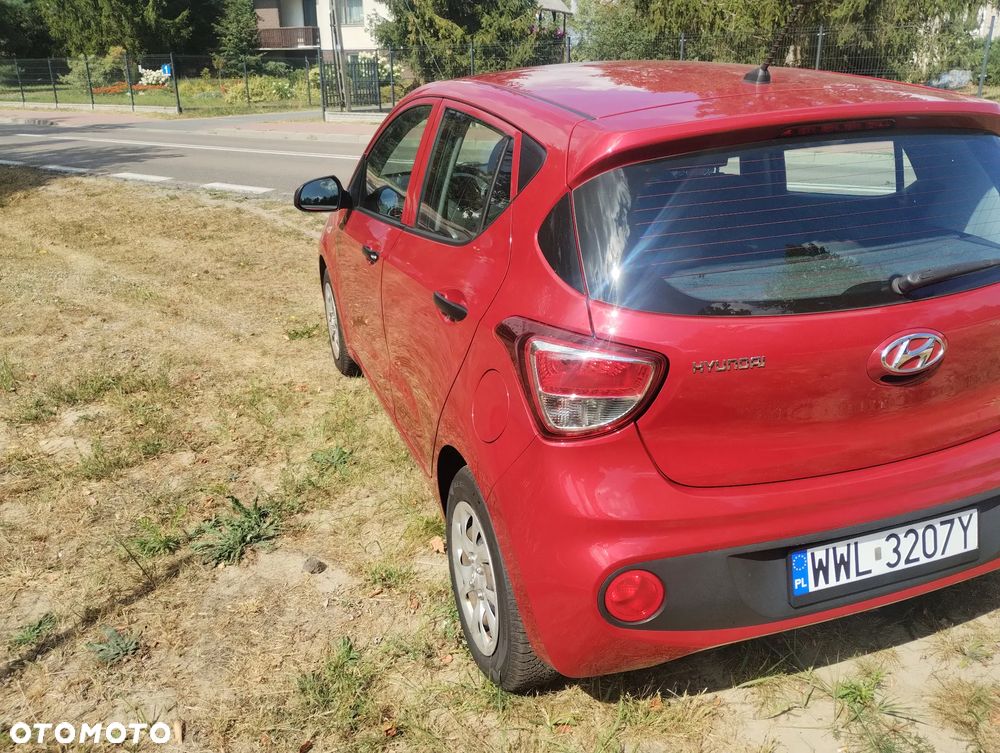 Hyundai i10 1.0 - 4