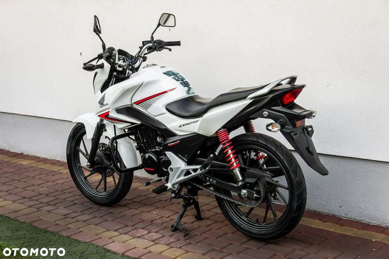 Honda CB - 4