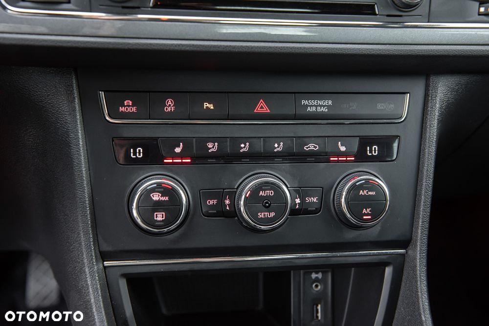 Seat Leon 1.8 TSI Start&Stop DSG FR - 25