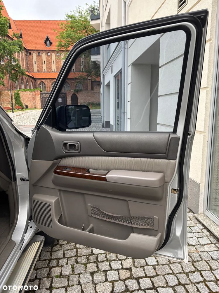 Nissan Patrol 3.0 TDI Luxury - 17