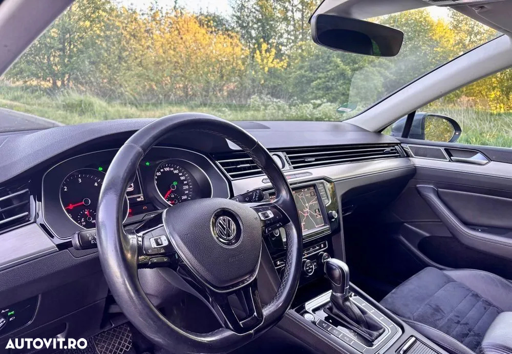 Volkswagen Passat Variant 2.0 TDI DSG Highline - 7