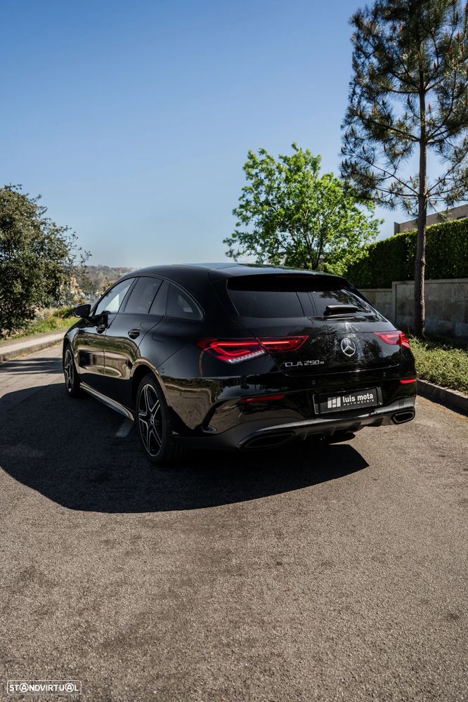 Mercedes-Benz CLA 250 e 8G-DCT AMG Line - 14