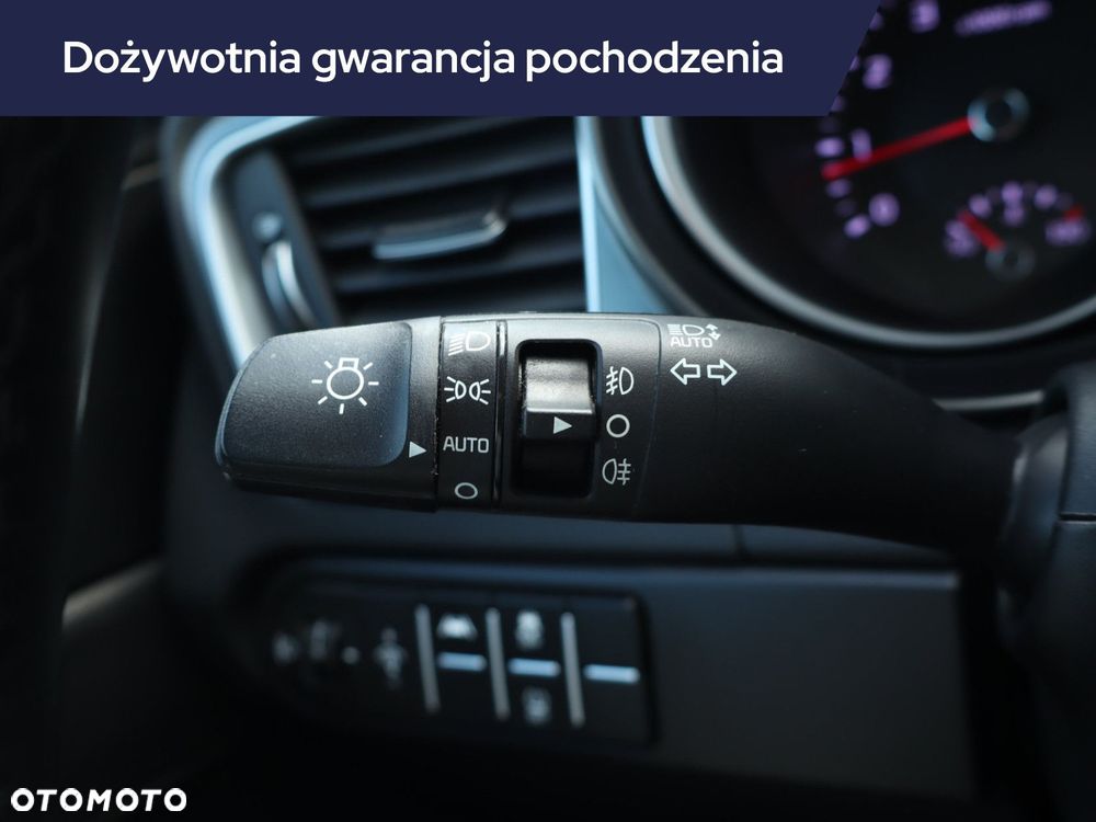 Kia Ceed - 21