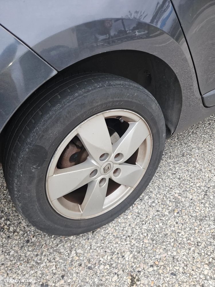 Renault Mégane 1.5 dCi Dynamique - 10