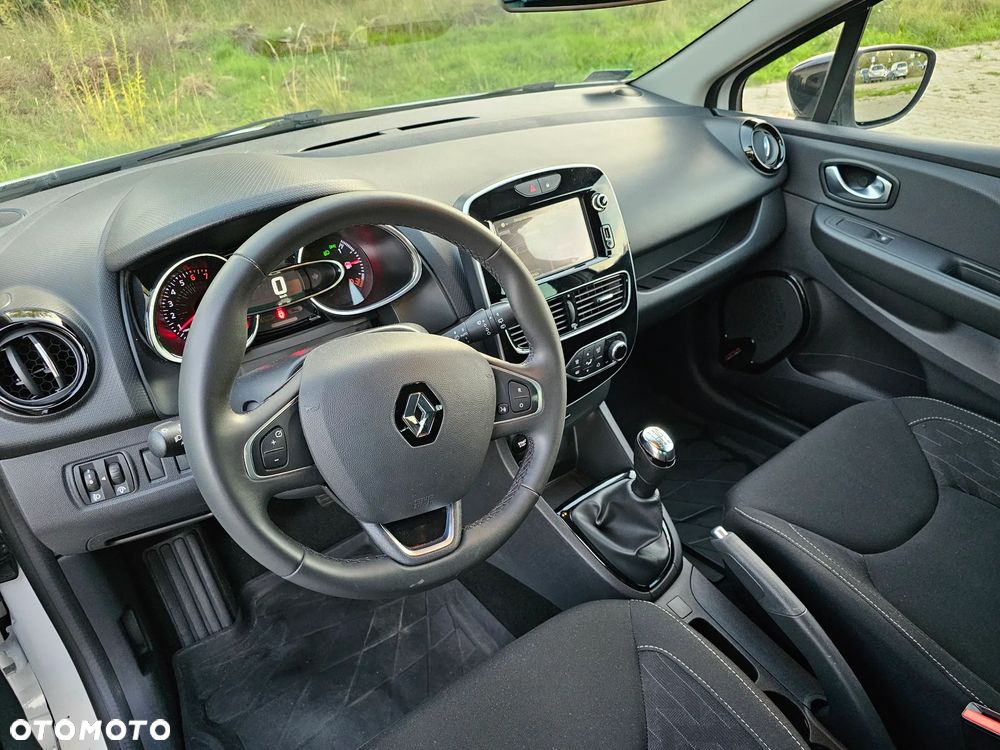 Renault Clio 1.2 16V Limited - 18