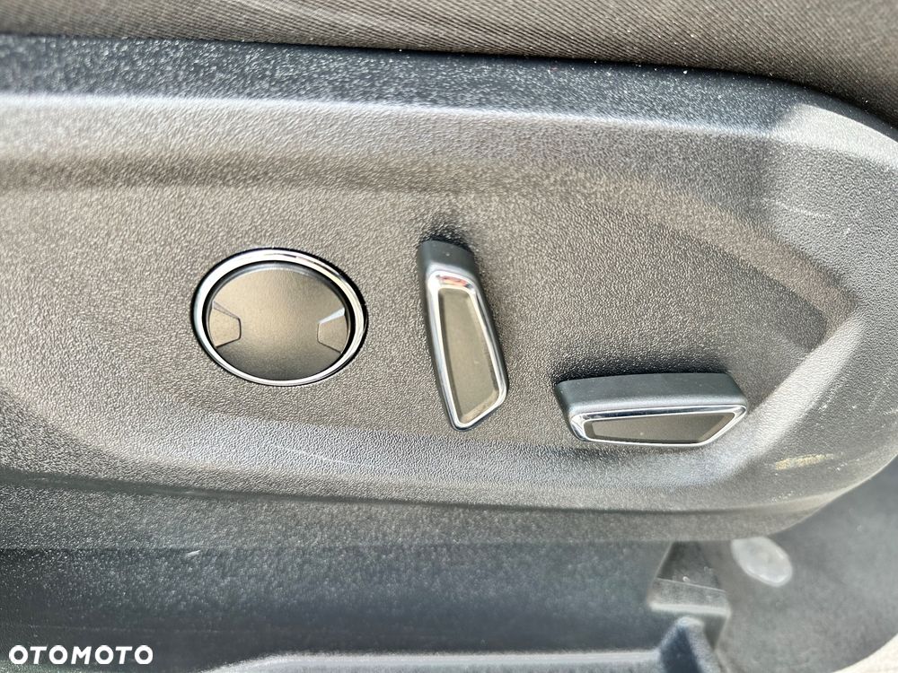 Ford S-Max 2.0 TDCi Titanium PowerShift - 31