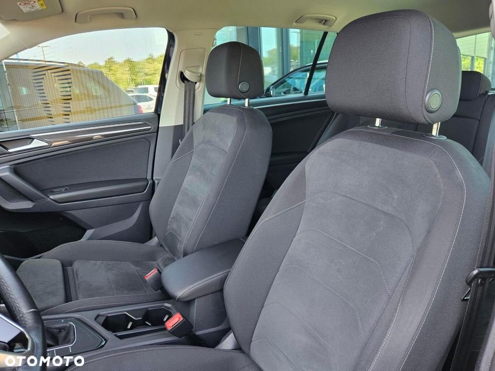 Volkswagen Tiguan - 11