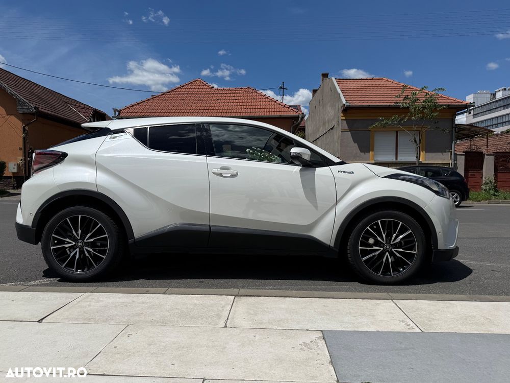 Toyota C-HR - 11