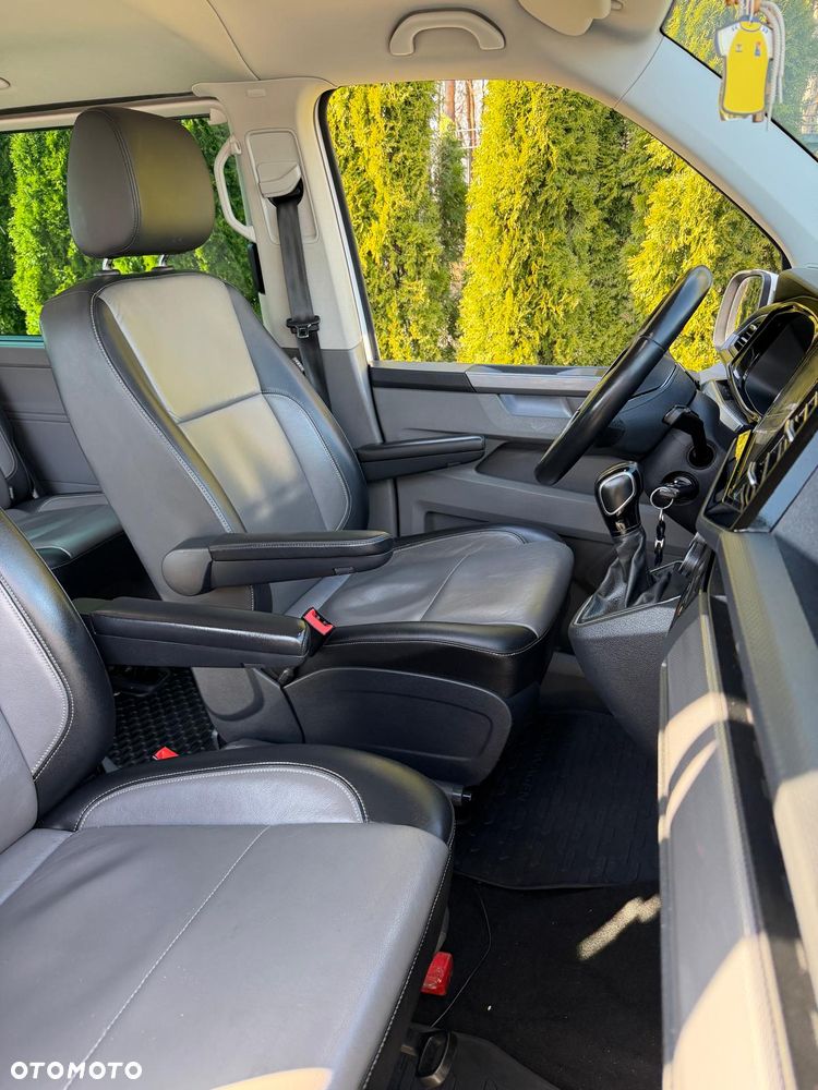 Volkswagen Caravelle - 19