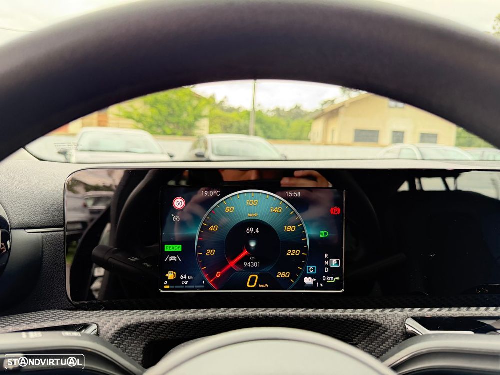 Mercedes-Benz CLA 250 e Shooting Brake Style Plus - 21