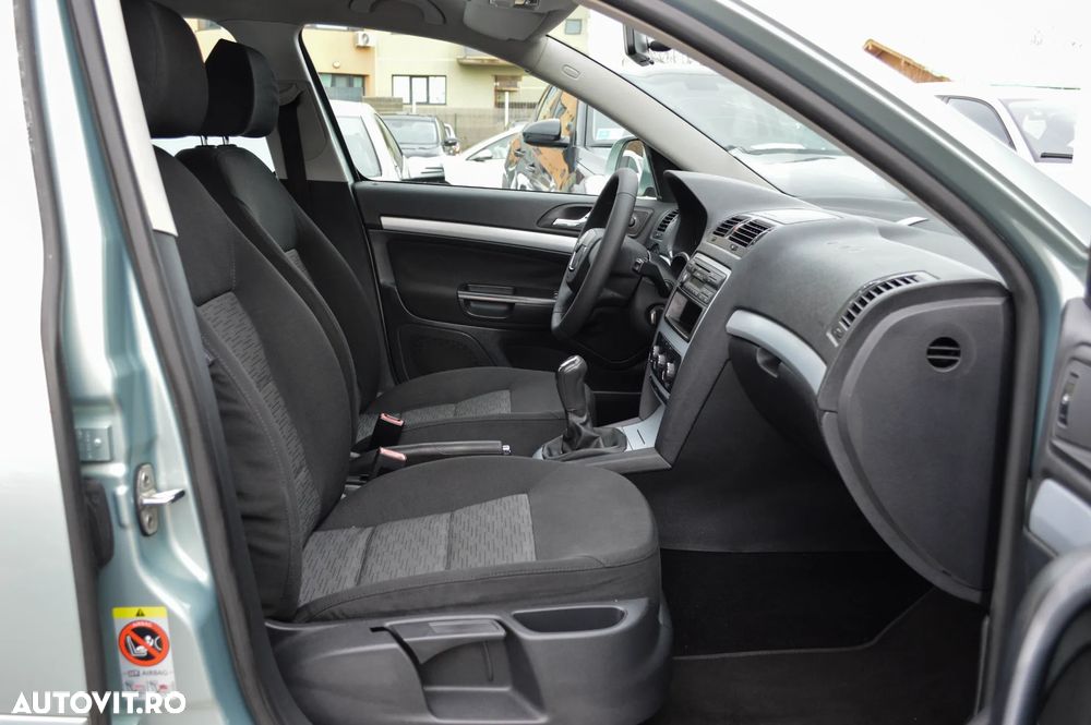 Skoda Octavia 1.6 TDI DPF Elegance - 14