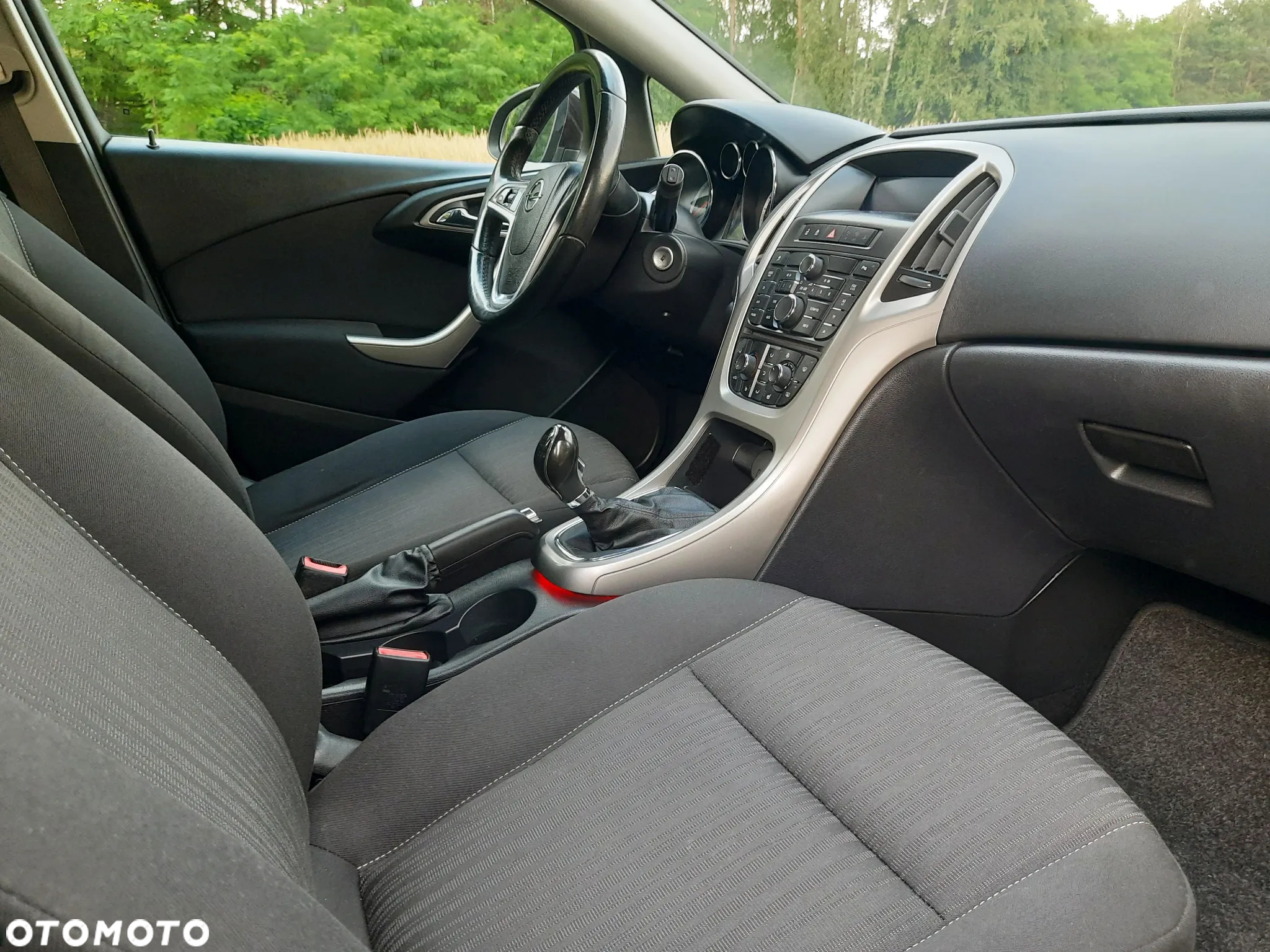 Opel Astra 1.4 Turbo Sports Tourer Design Edition - 24