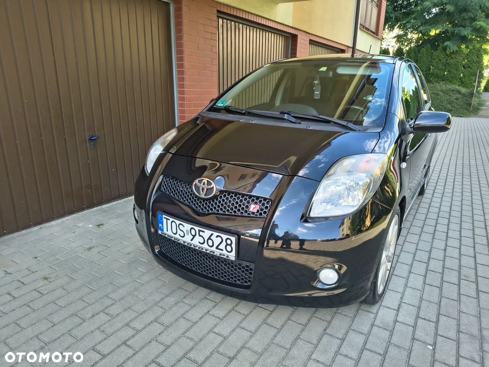 Toyota Yaris - 12